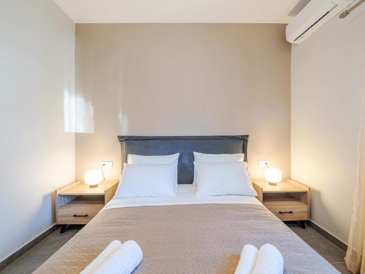 M&K - Maria'S Stylish Apartment Near Alykes Beach Corfu  Buitenkant foto