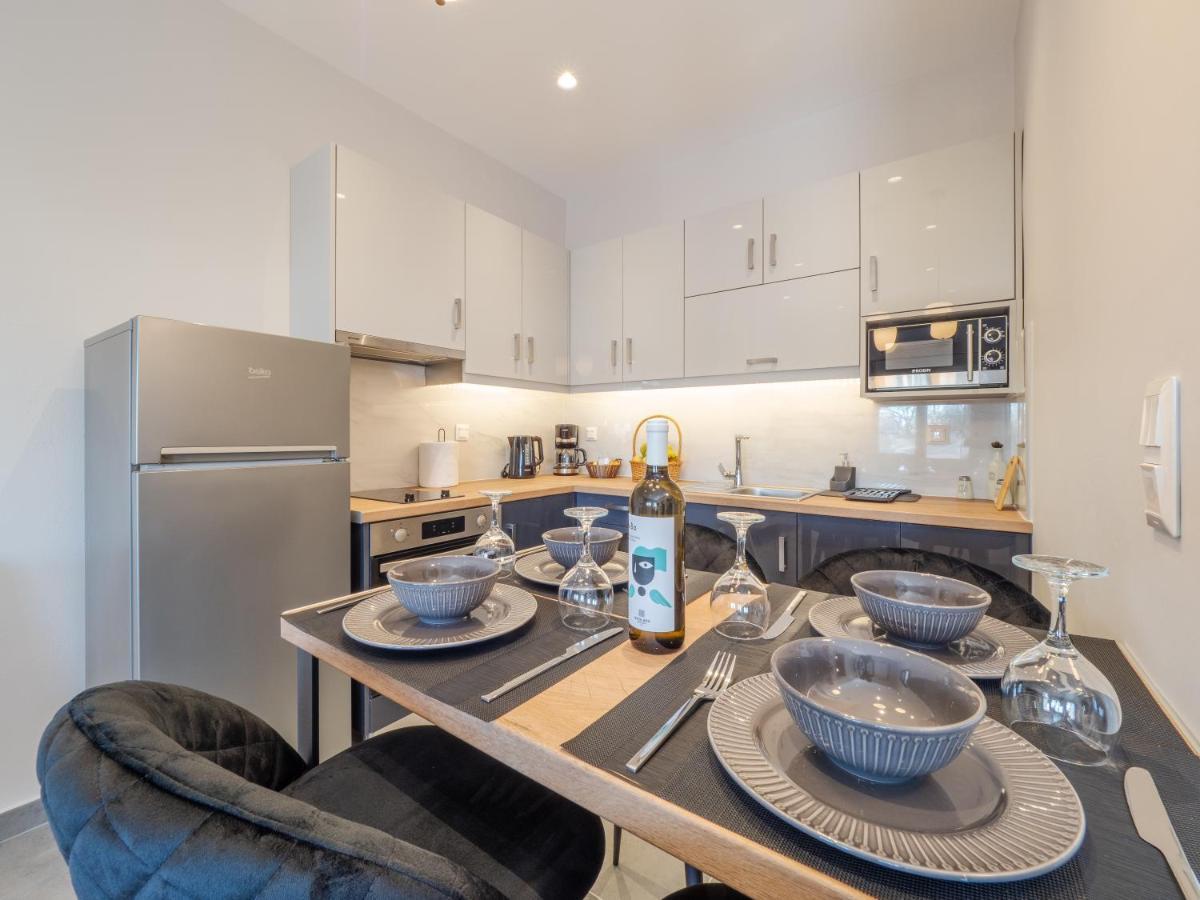 M&K - Maria'S Stylish Apartment Near Alykes Beach Corfu  Buitenkant foto